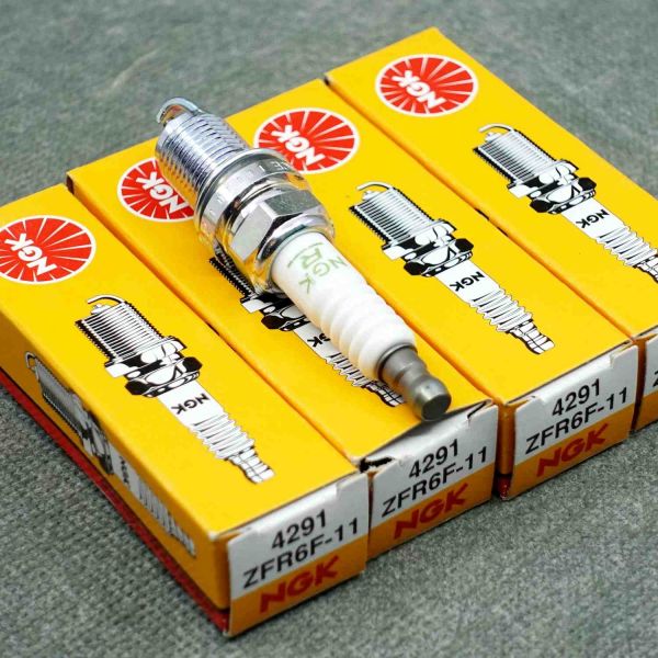 Velas de ignição NGK F20A4, F18B2, F20B6